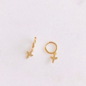 S925 flower hoop earrings
